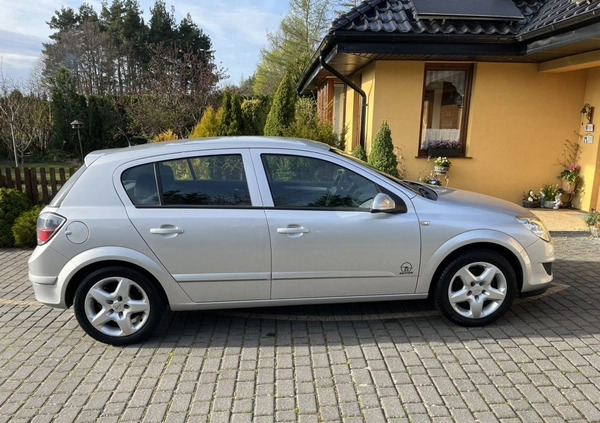 Opel Astra cena 14250 przebieg: 194000, rok produkcji 2007 z Łęczyca małe 379